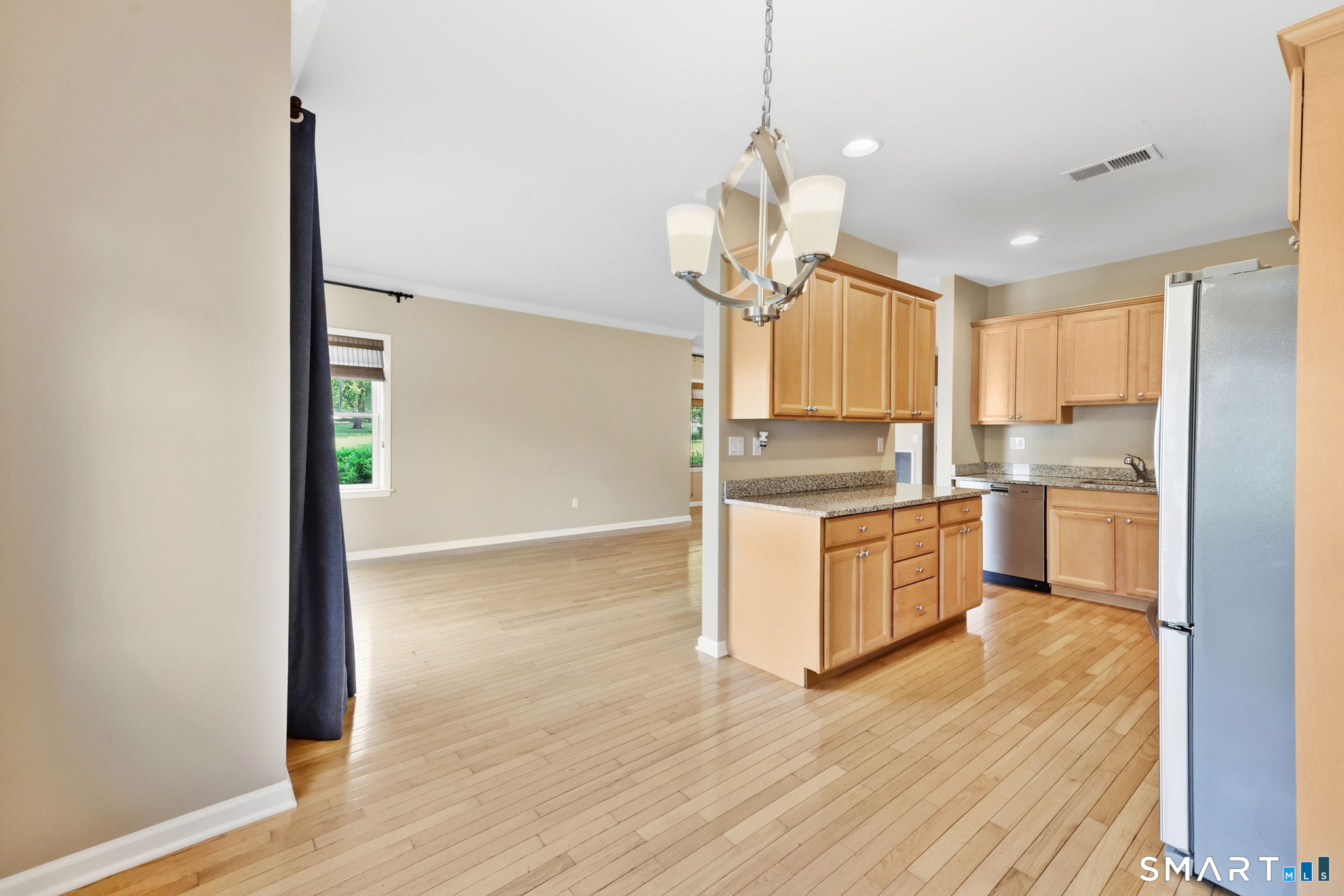 19 Turnberry Lane Bloomfield CT 06002