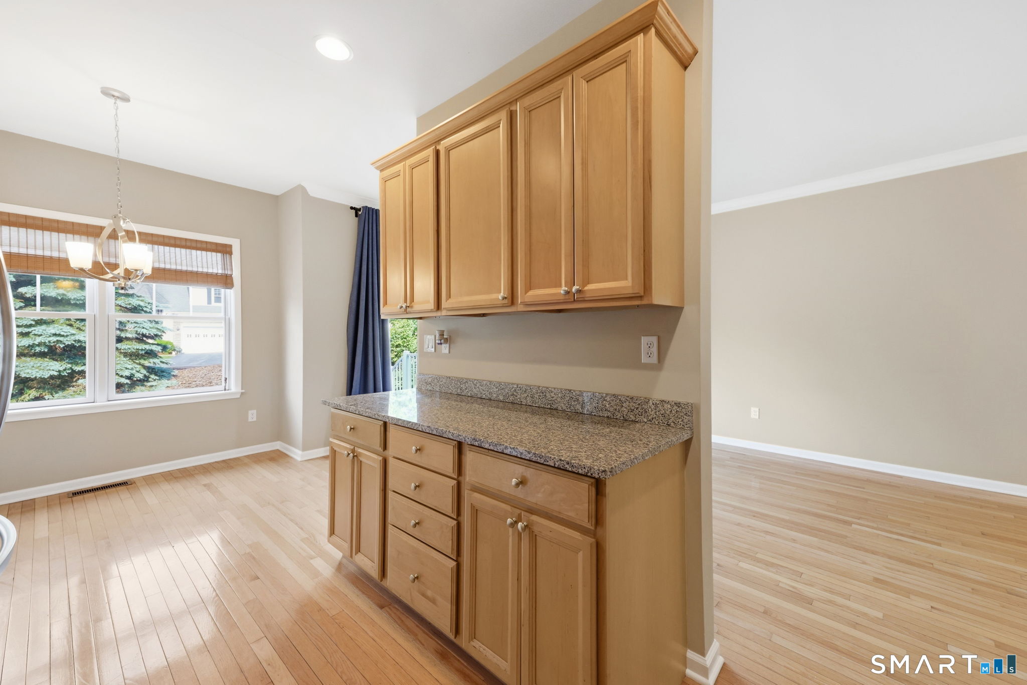 19 Turnberry Lane Bloomfield CT 06002