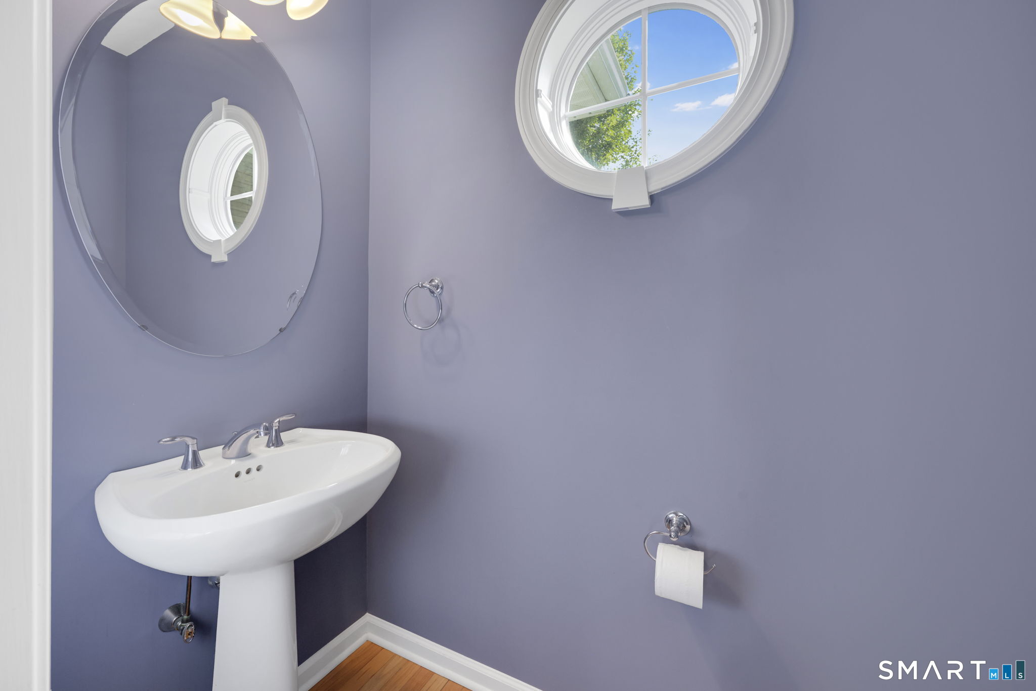 19 Turnberry Lane Bloomfield CT 06002