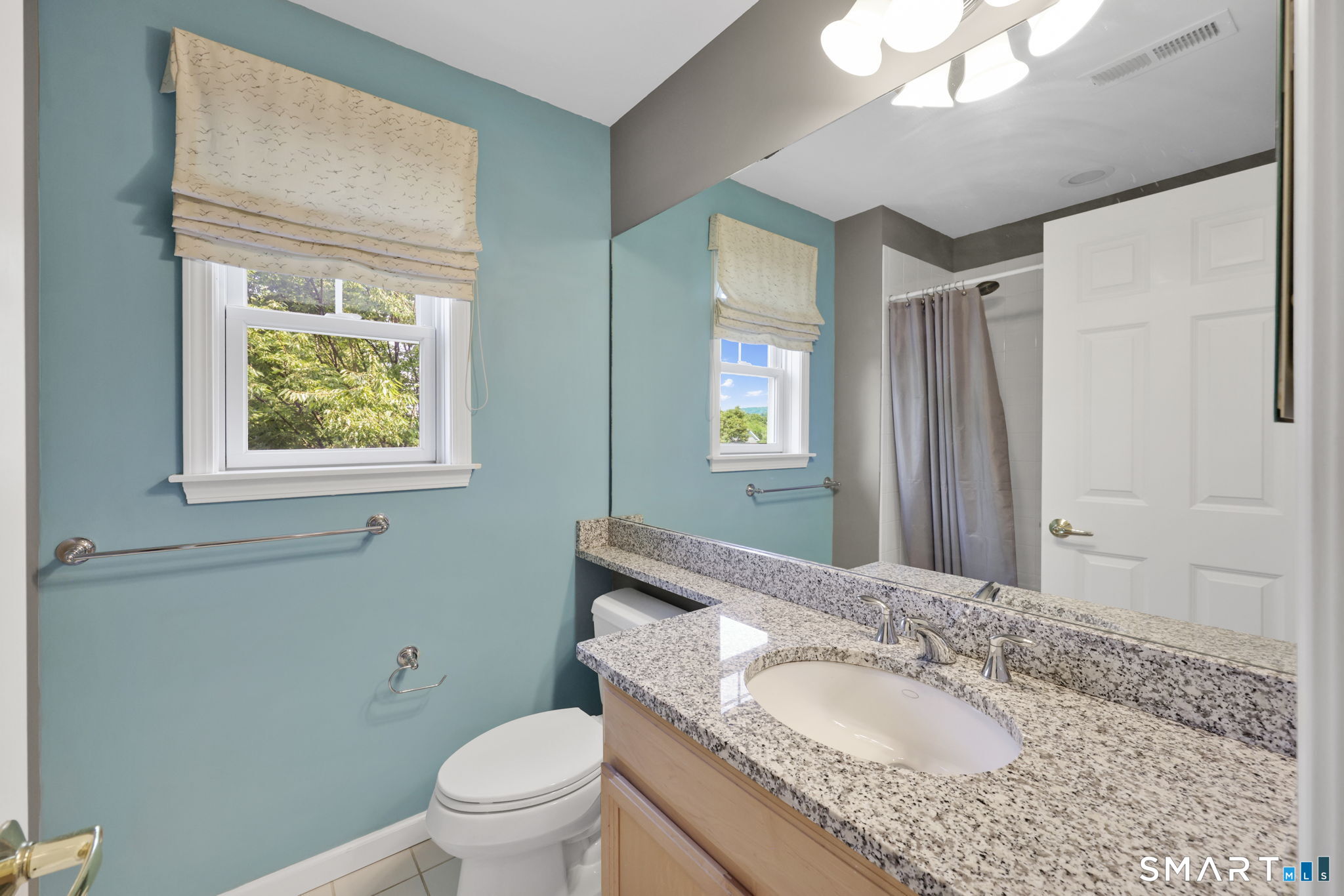 19 Turnberry Lane Bloomfield CT 06002