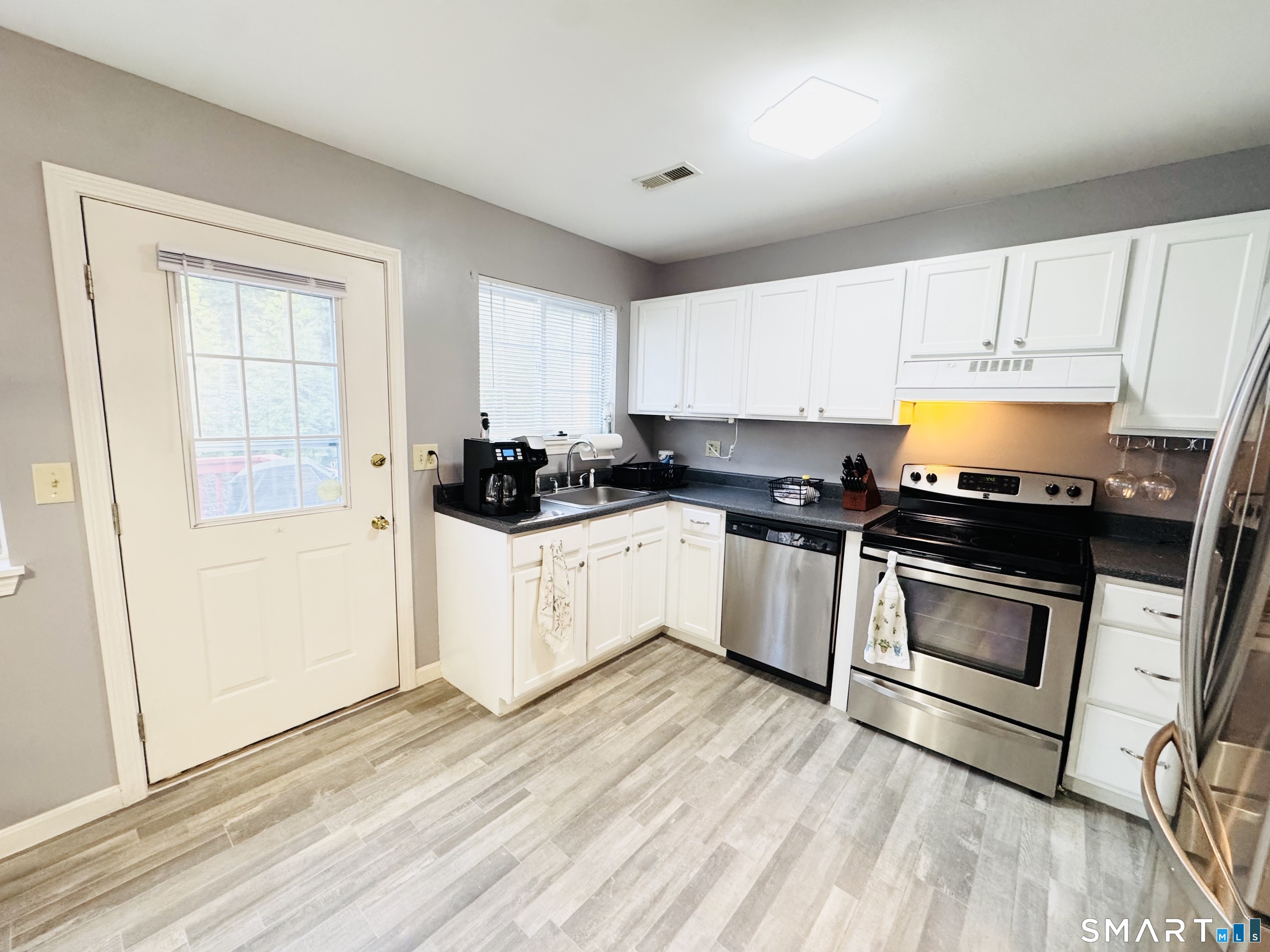 310 Boston Post Road Waterford CT 06385