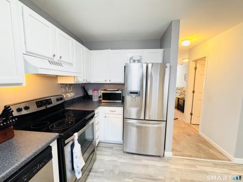 310 Boston Post Road Waterford CT 06385