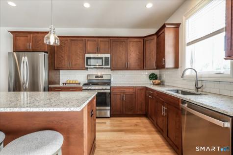 6 Soderman Way Cheshire CT 06410