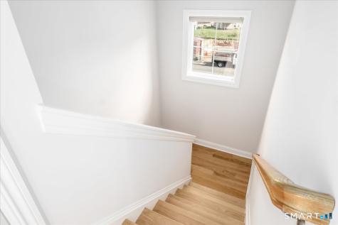 6 Soderman Way Cheshire CT 06410