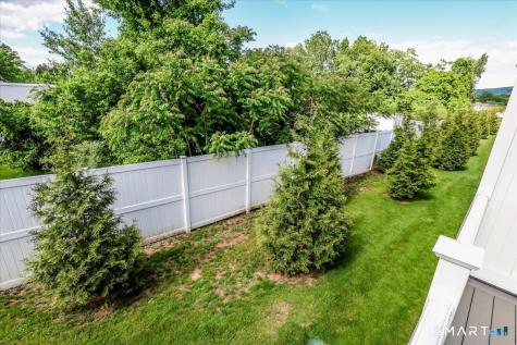 6 Soderman Way Cheshire CT 06410