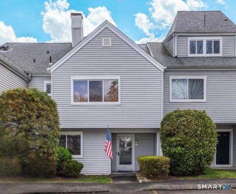 71 Country Place Shelton CT 06484