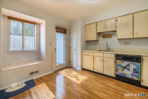 71 Country Place Shelton CT 06484