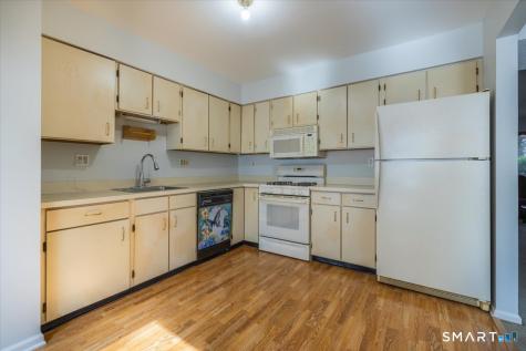 71 Country Place Shelton CT 06484