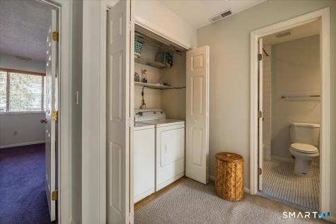 71 Country Place Shelton CT 06484
