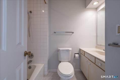 71 Country Place Shelton CT 06484