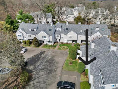 71 Country Place Shelton CT 06484