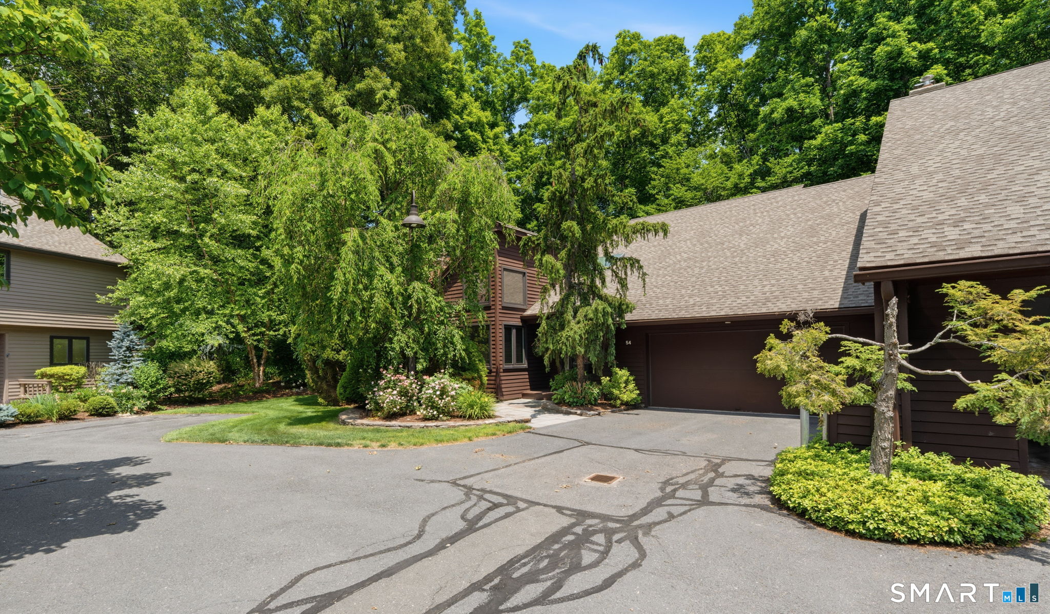 54 Ironwood Road West Hartford CT 06117
