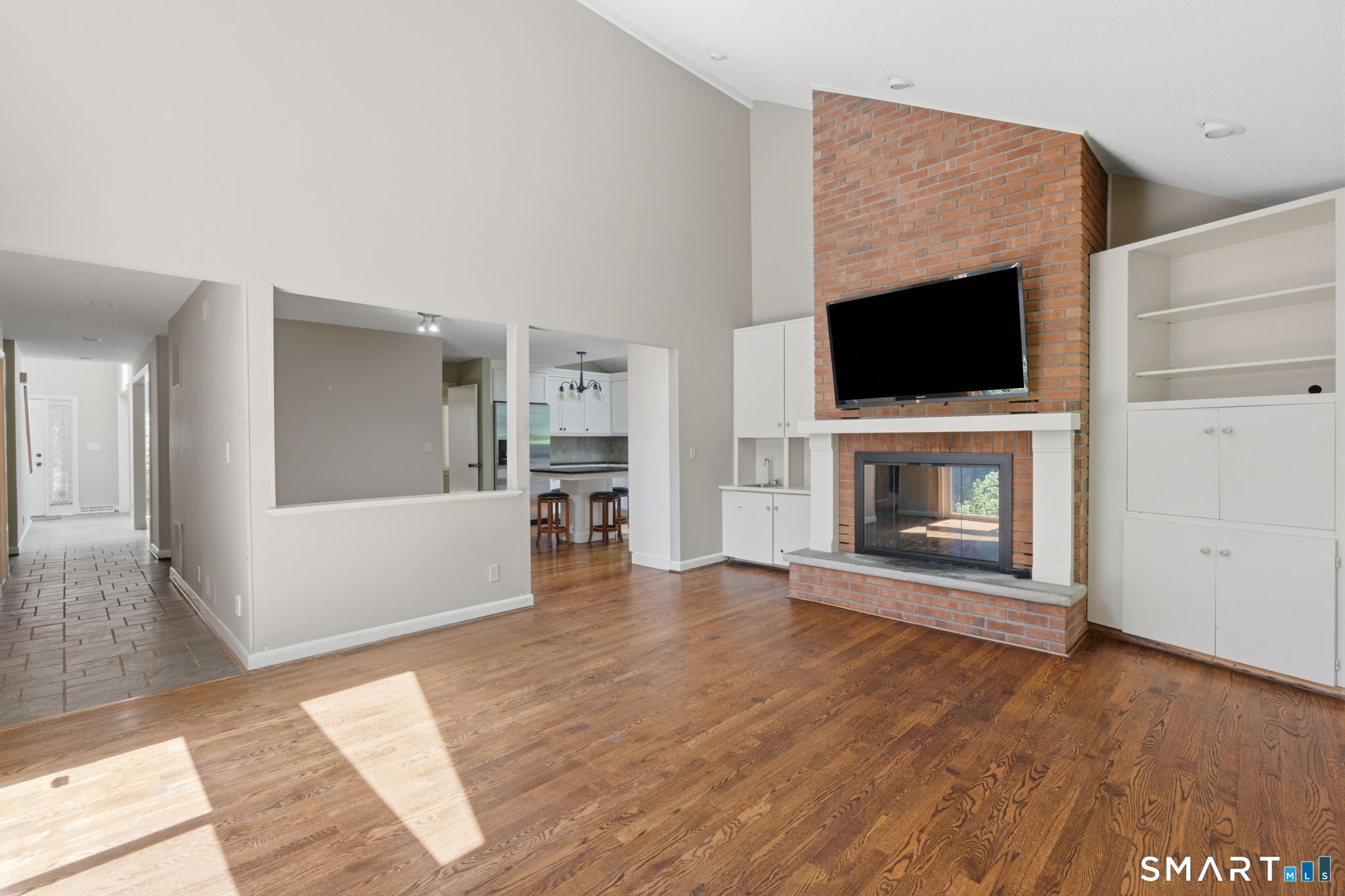 54 Ironwood Road West Hartford CT 06117