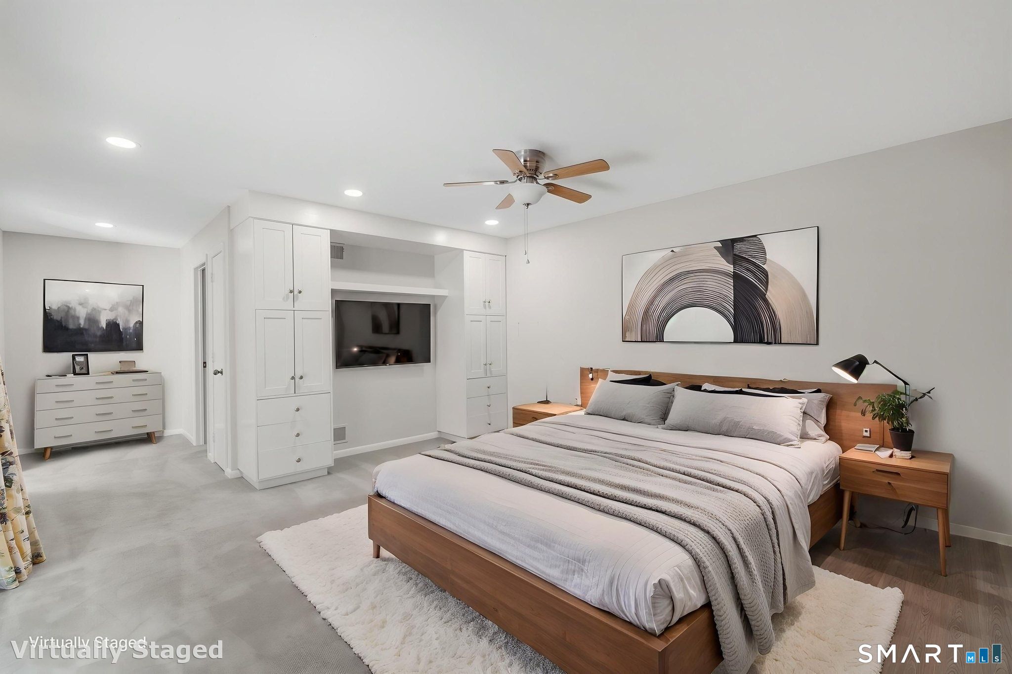 54 Ironwood Road West Hartford CT 06117