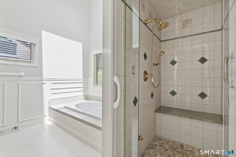 54 Ironwood Road West Hartford CT 06117