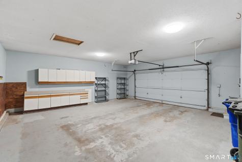 54 Ironwood Road West Hartford CT 06117
