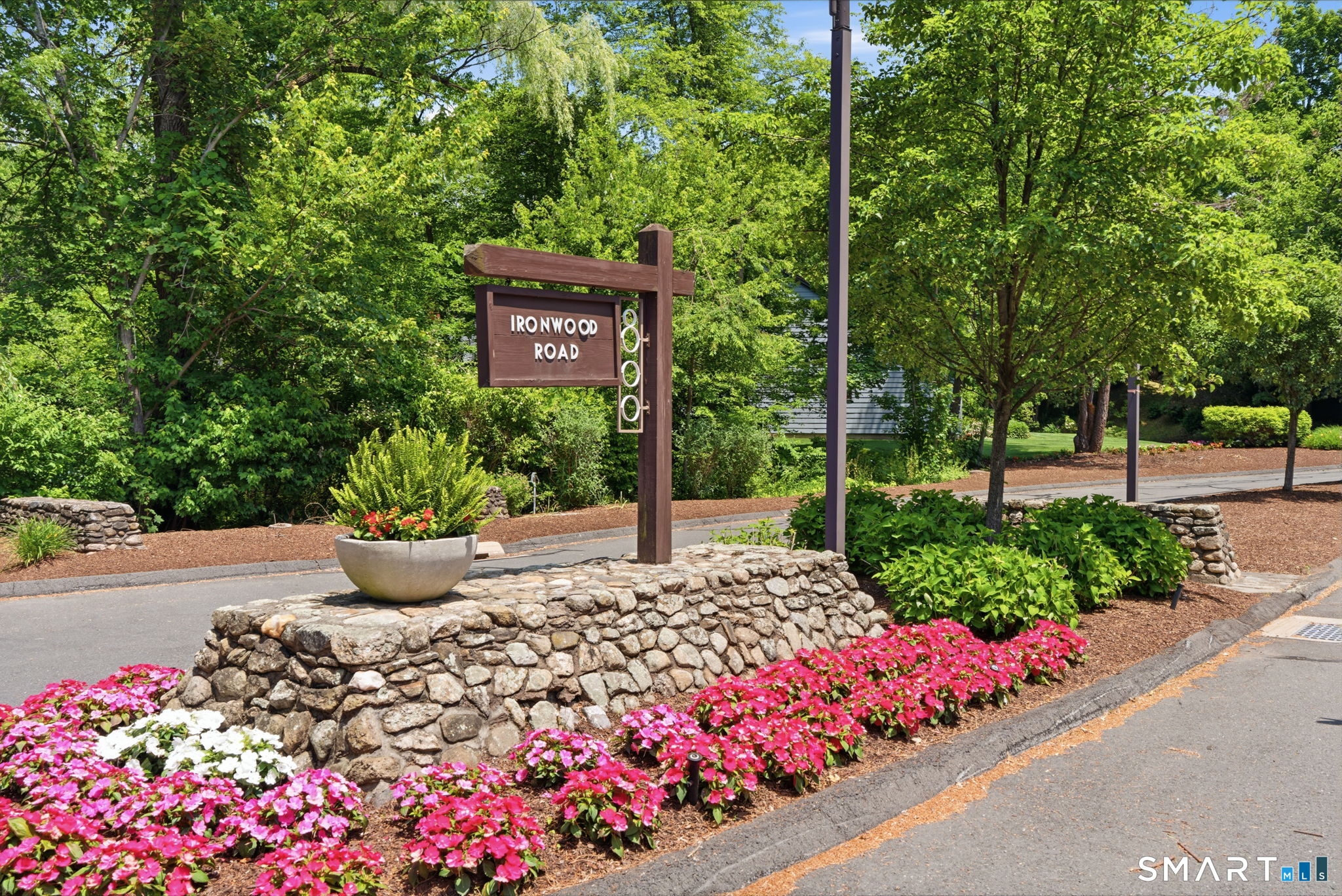 54 Ironwood Road West Hartford CT 06117
