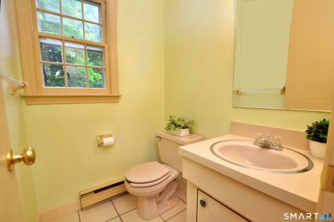 86 Brandywine Lane Suffield CT 06078