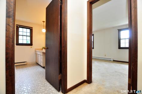 86 Brandywine Lane Suffield CT 06078