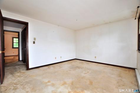 86 Brandywine Lane Suffield CT 06078
