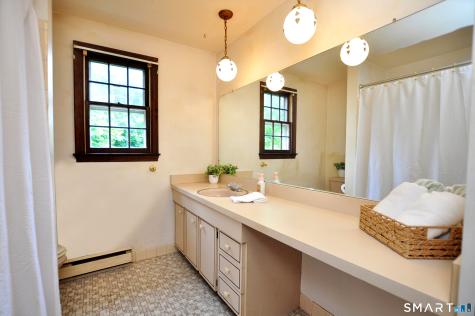 86 Brandywine Lane Suffield CT 06078