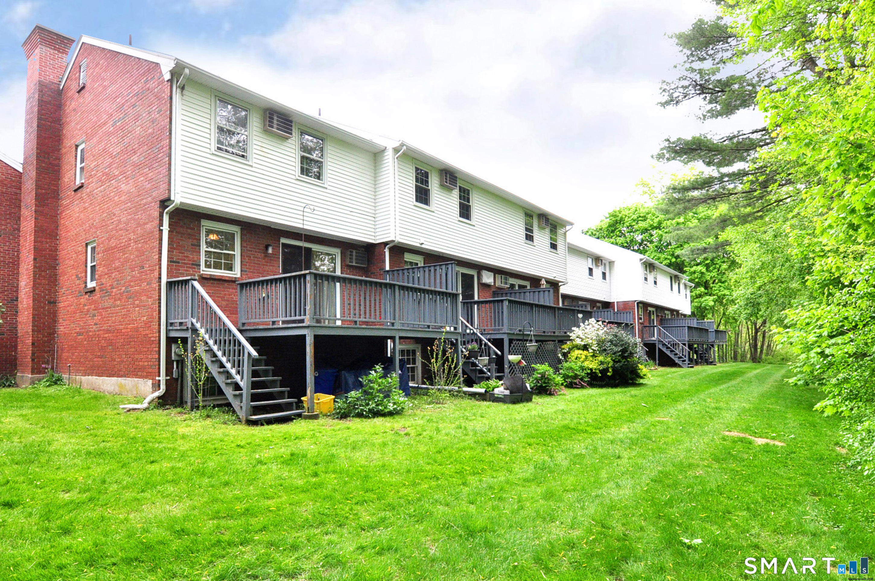 86 Brandywine Lane Suffield CT 06078