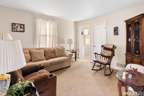453 Sylvan Knoll Road Stamford CT 06902