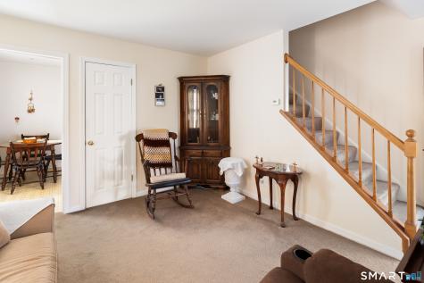 453 Sylvan Knoll Road Stamford CT 06902