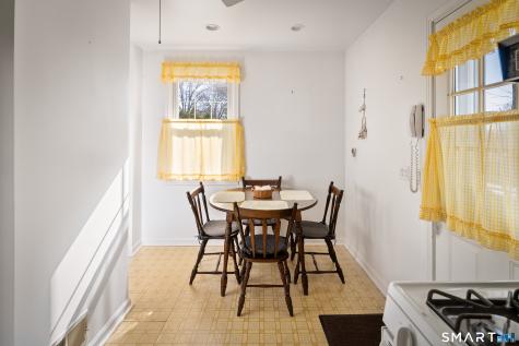 453 Sylvan Knoll Road Stamford CT 06902
