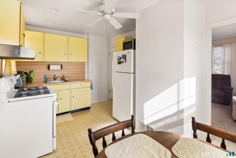 453 Sylvan Knoll Road Stamford CT 06902