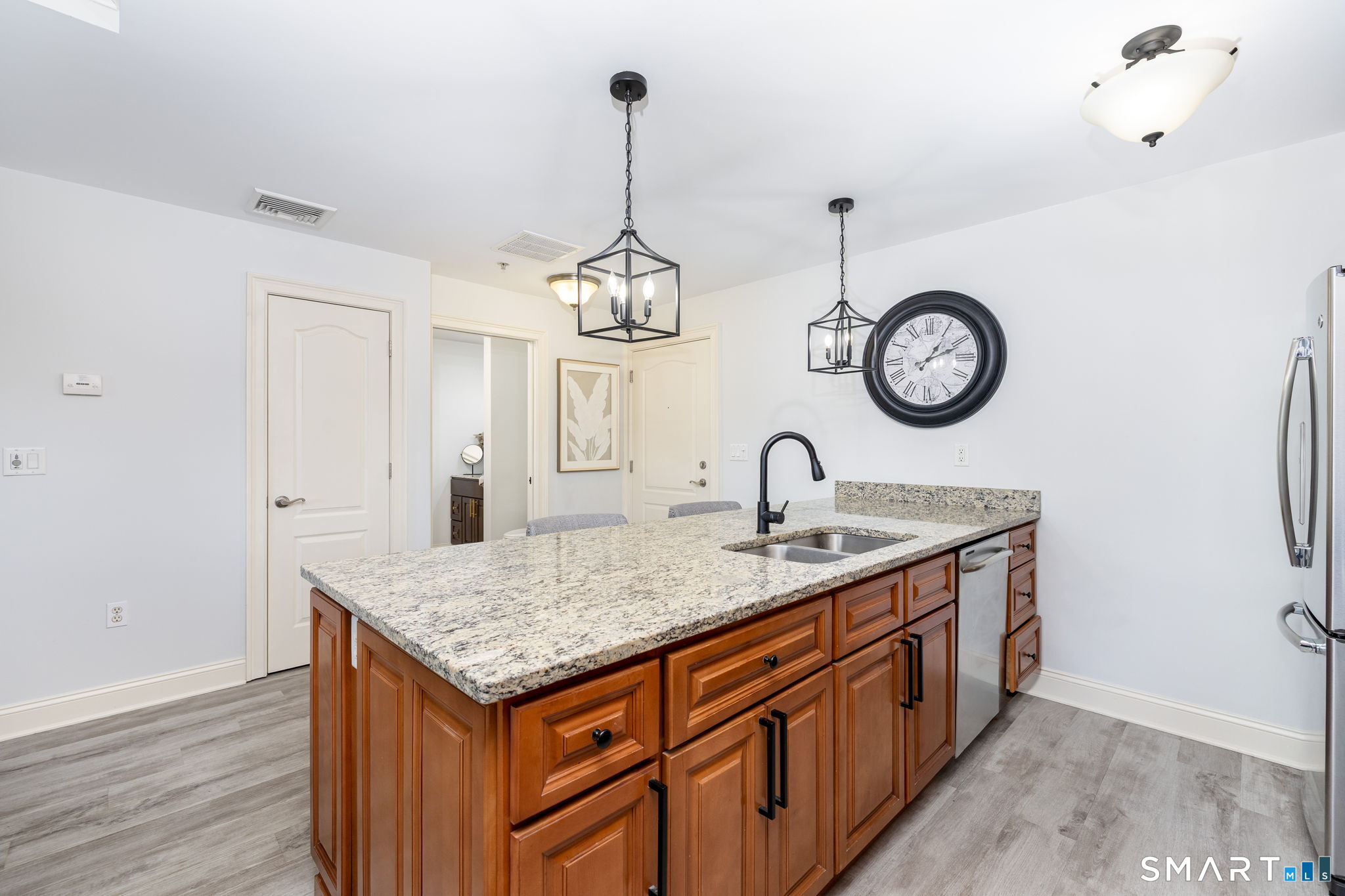 461 Bank Street New London CT 06320
