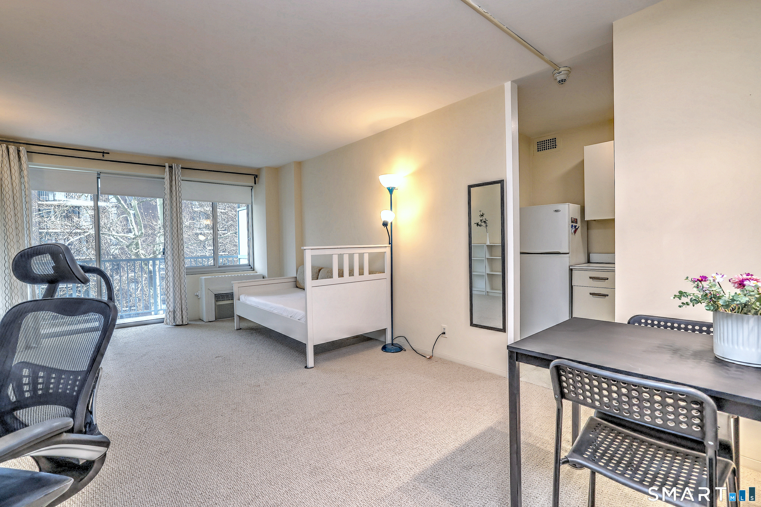 100-York York Street New Haven CT 06511