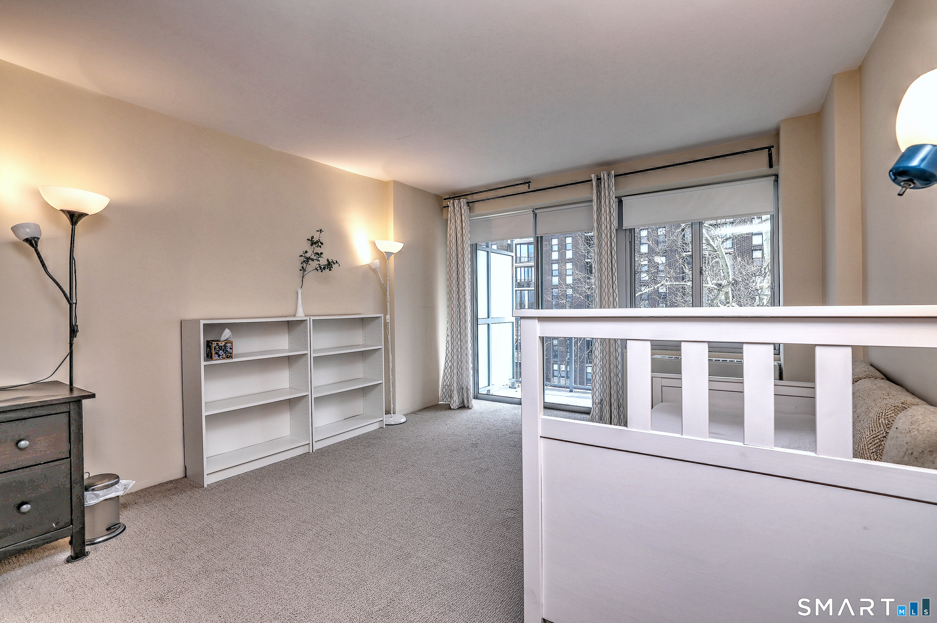 100-York York Street New Haven CT 06511