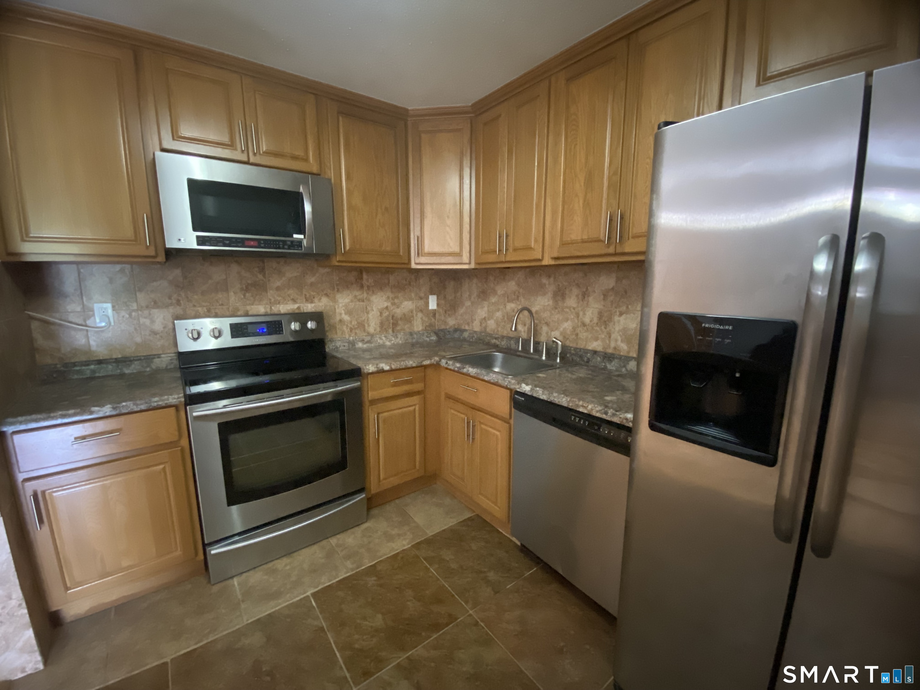 1216 Cromwell Hills Drive Cromwell CT 06416