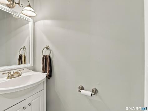 15 Rising Trail Drive Middletown CT 06457