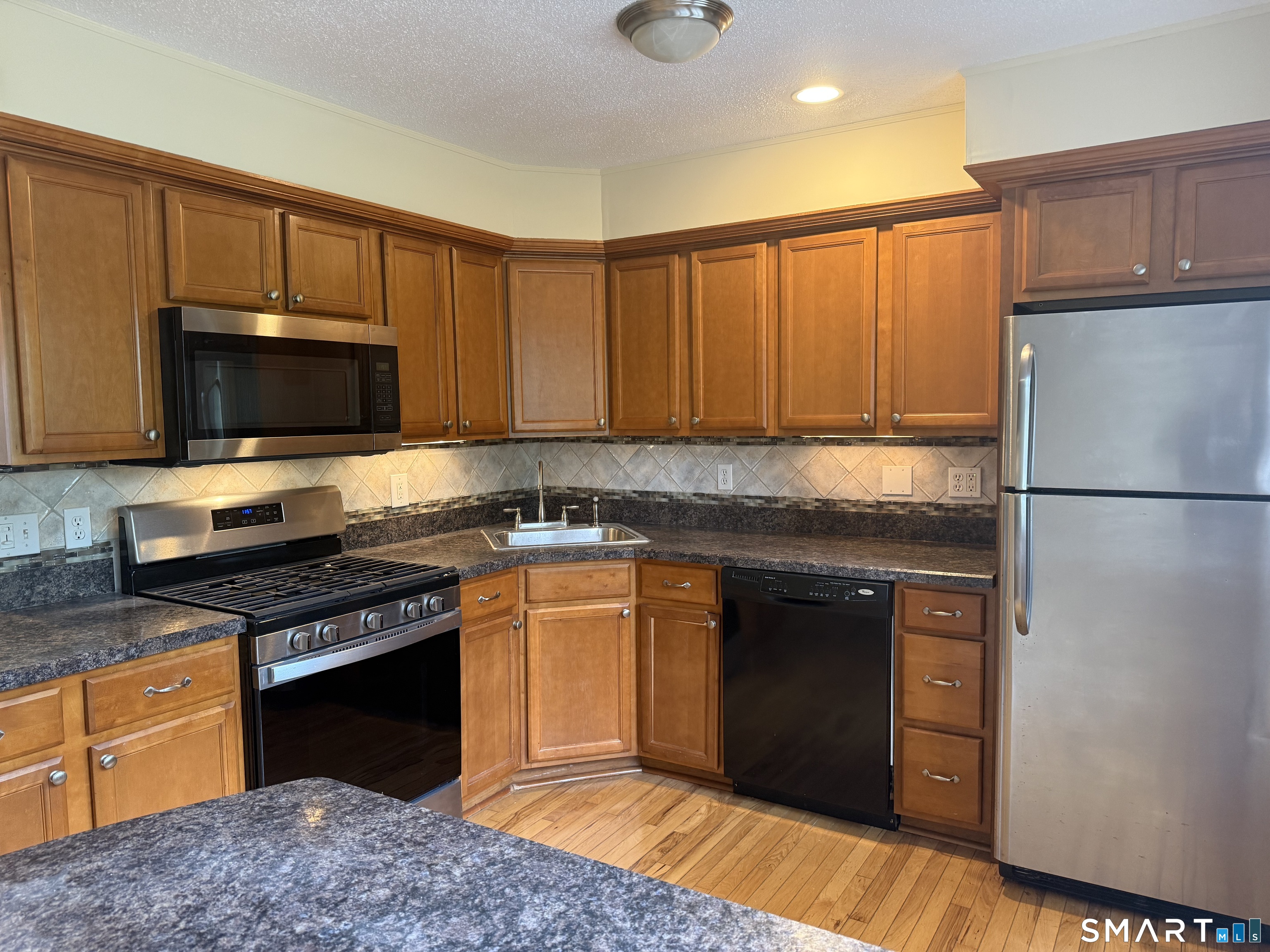 116 Commerce Street Clinton CT 06413