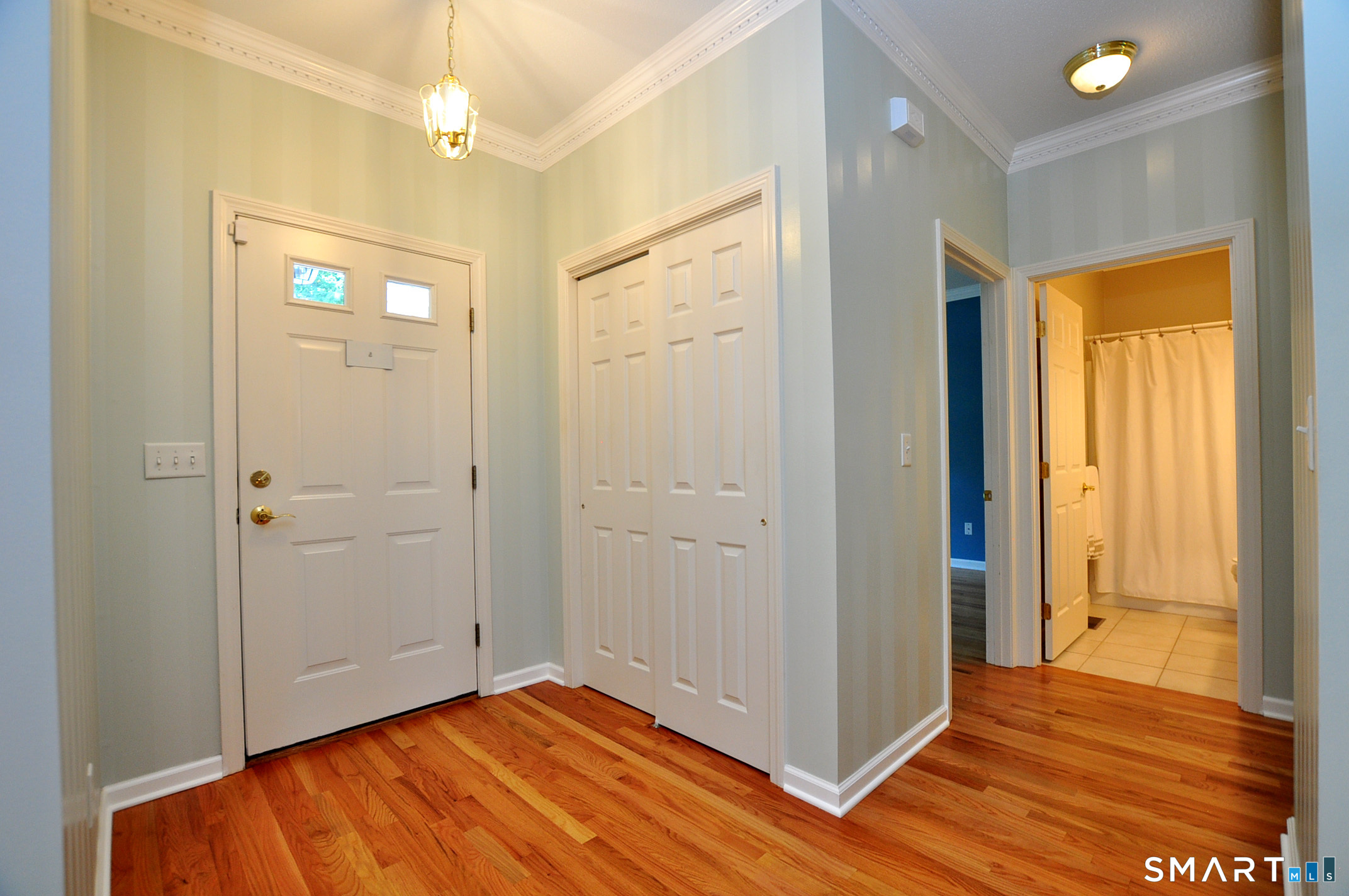 213 Kenswick Lane Windsor CT 06095