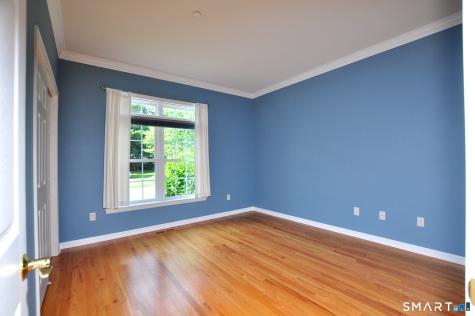 213 Kenswick Lane Windsor CT 06095