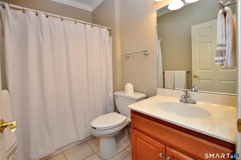 213 Kenswick Lane Windsor CT 06095