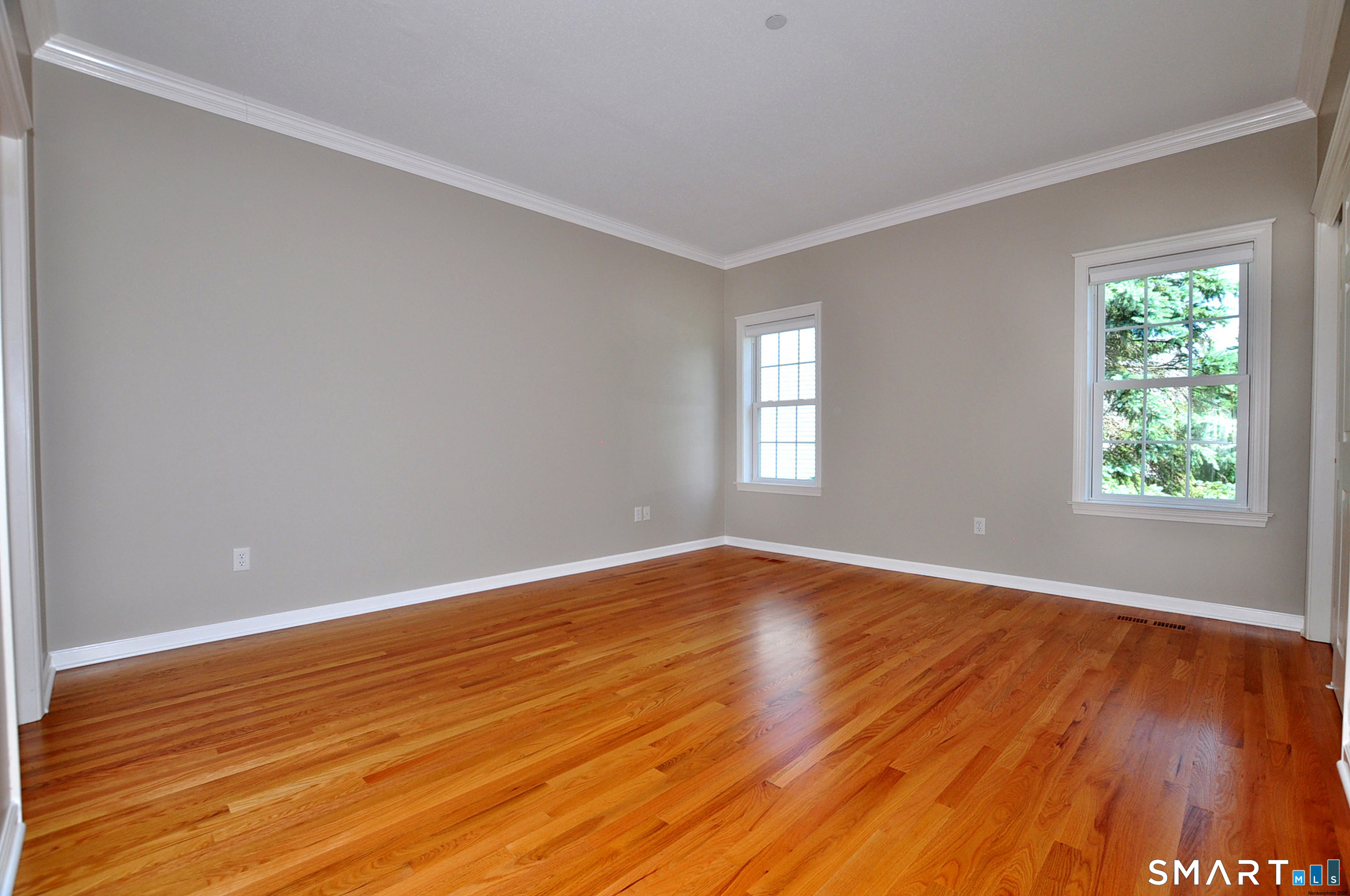 213 Kenswick Lane Windsor CT 06095