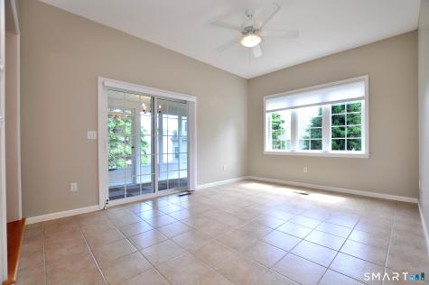 213 Kenswick Lane Windsor CT 06095