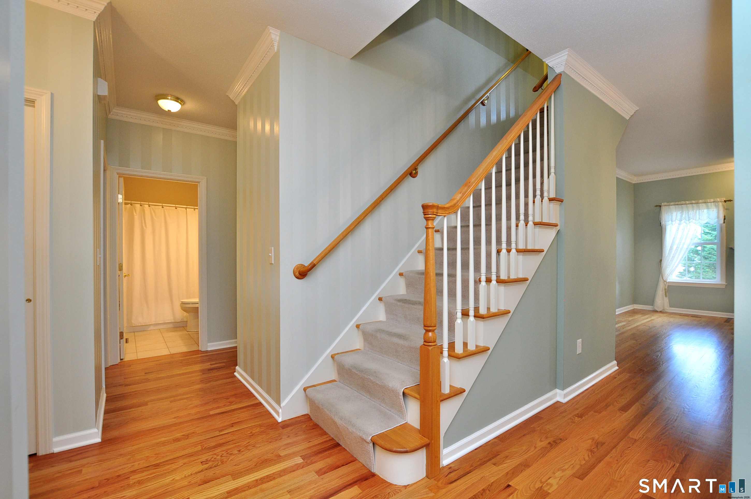 213 Kenswick Lane Windsor CT 06095