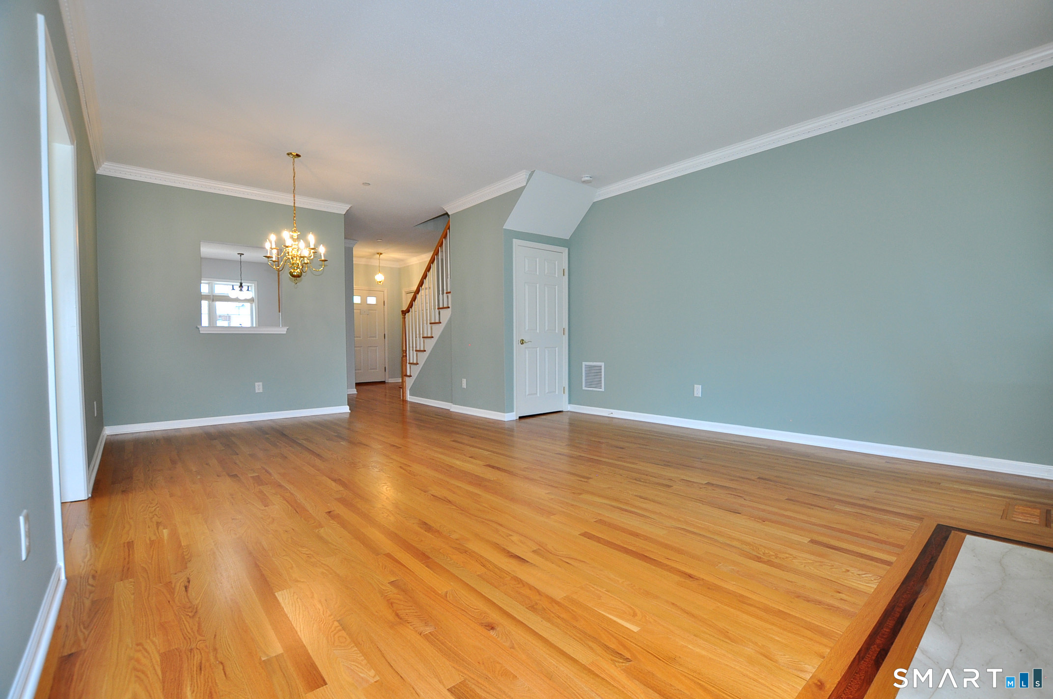 213 Kenswick Lane Windsor CT 06095