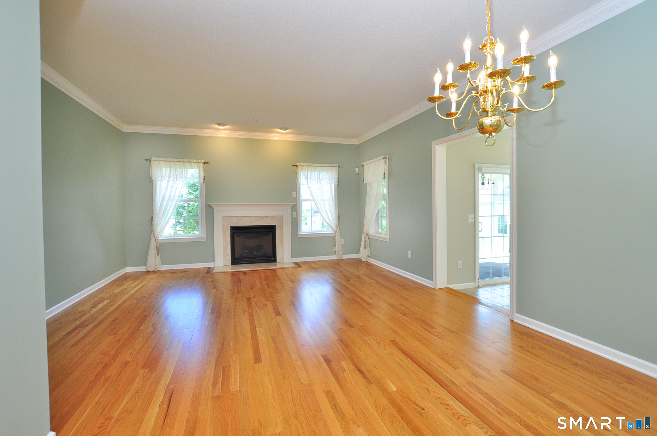 213 Kenswick Lane Windsor CT 06095