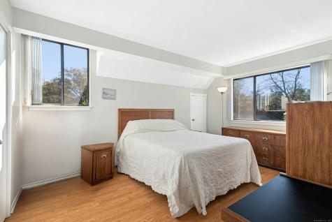 499 Heritage Village Southbury CT 06488