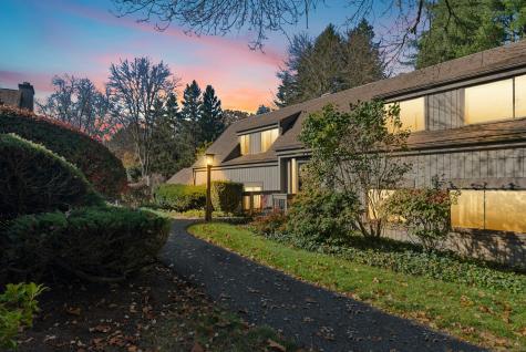 499 Heritage Village Southbury CT 06488