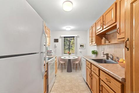 499 Heritage Village Southbury CT 06488