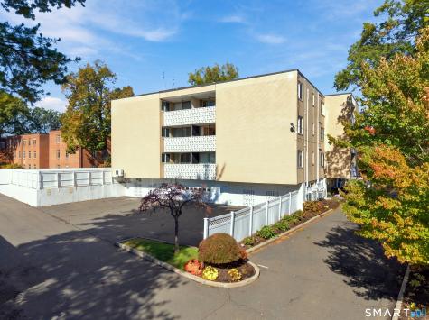 5 Bishop Road West Hartford CT 06119