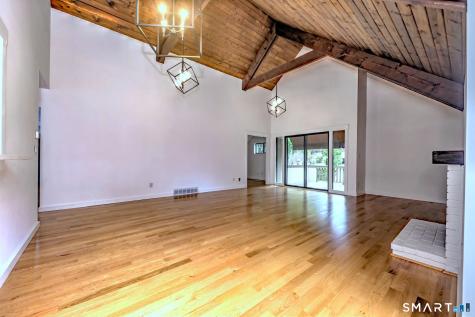 513 Opa Lane Stratford CT 06614