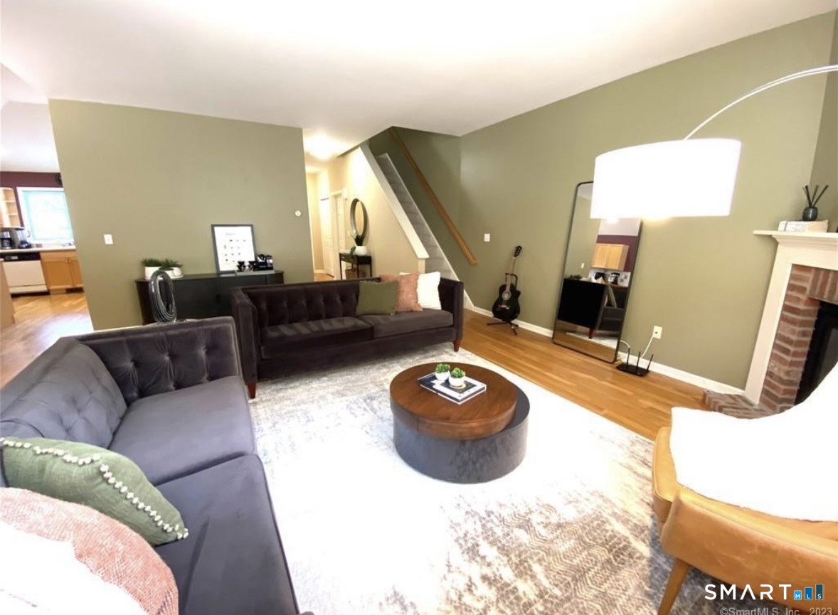 11 Trout Brook Circle Newtown CT 06470